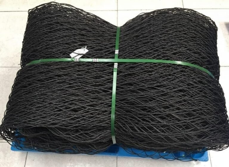 Black Mesh Roll - 1