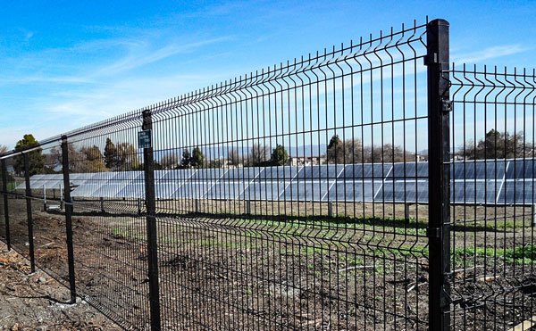 Welded Wire Mesh Fence Panels