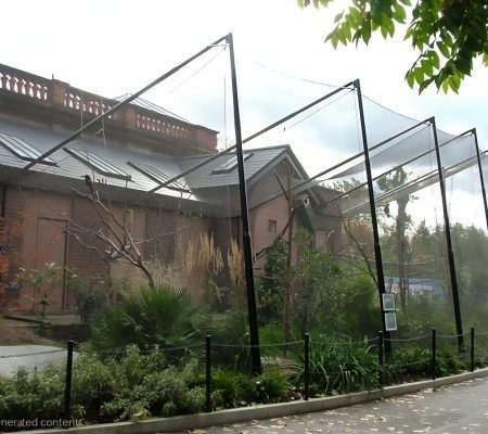 Macaw aviary wire